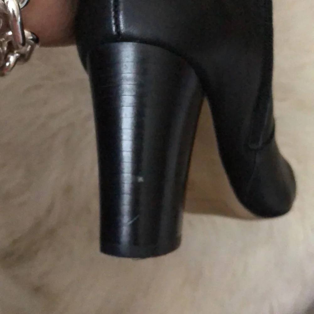 TAHARI Black Soft Nappa Leather Boots - Picture 9 of 15